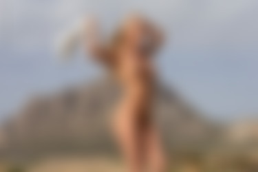 [photodromm.com] 2018-11/[photodromm.com] - 2018.11.06 - Darina - The Promenade (x50) 2000x3000/18l.jpg