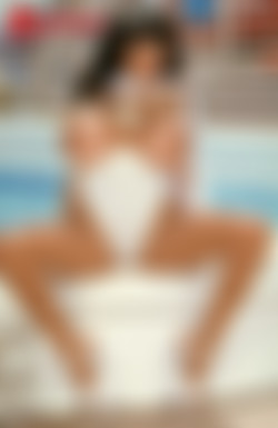 scoreland.com & xlgirls.com & bigboobbundle.com - 2014-10/_bigboobbundle.com/Ahoy, Angelique/BustyAngelique05.jpg