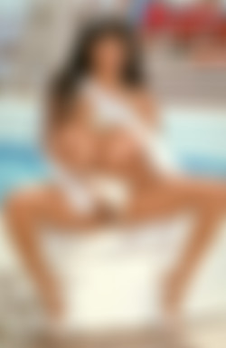 scoreland.com & xlgirls.com & bigboobbundle.com - 2014-10/_bigboobbundle.com/Ahoy, Angelique/BustyAngelique09.jpg