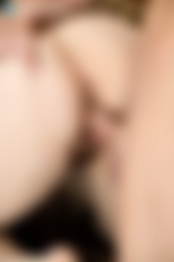 Scoreland.com SiteRip - Part #1/00176-Voluptuous November 2005-Sunshine/SunshineXXX25.jpg