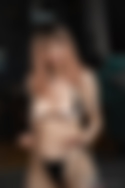 [OnlyFans.com] JanuaryEmbersXO - SiteRip/Photos/1103907590.jpg