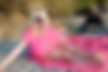 beshine picture sets/2010/2010.05.22 - Big Tits Entertainer Beshine At The Beach(1)/2010.05.22 - Big Tits Entertainer Beshine At The Beach/0024.jpg