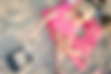 beshine picture sets/2010/2010.05.22 - Big Tits Entertainer Beshine At The Beach(1)/2010.05.22 - Big Tits Entertainer Beshine At The Beach/0027.jpg