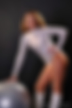 Shiny Leotards/Gallery 063 - Julia M/063sl_0061.jpg
