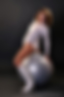 Shiny Leotards/Gallery 063 - Julia M/063sl_0081.jpg