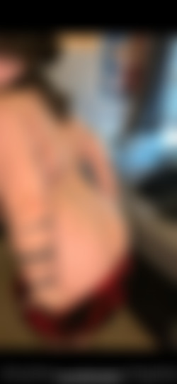 [OnlyFans.com] YourBigTiddiedLamb - SiteRip 8.1.2023/Photos/2710926905.jpg
