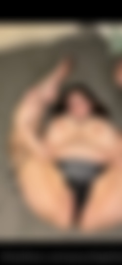 [OnlyFans.com] YourBigTiddiedLamb - SiteRip 8.1.2023/Photos/2718902614.jpg