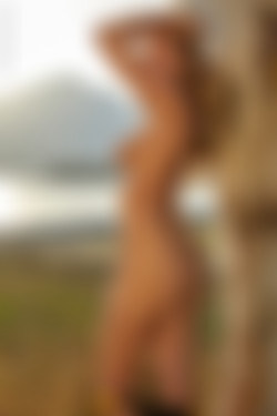 [photodromm.com] 2018-02/[photodromm.com] - 2018.02.04 - Heather - Sundown At The Lake (x46) 2000x3000/18l.jpg
