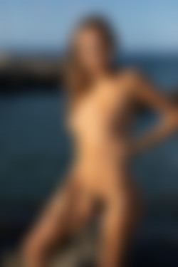 [photodromm.com] 2021-01/[photodromm.com] - 2021.01.20 - Clover - Across the Bridge (x50) 2000x3000/22l.jpg