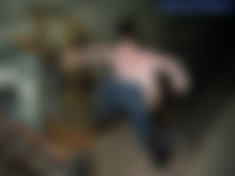 Drunk Girls Pissing In Unconventional Places/186319395lPnbPb_ph.jpg