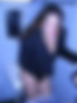 Drunk Girls Pissing In Unconventional Places/17-287727099fNtdzT_ph.jpg