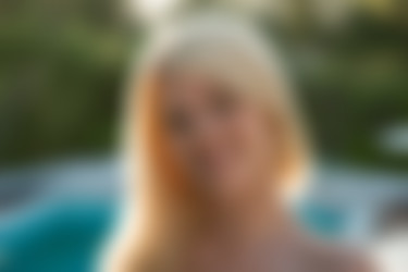 Izzy Delphine/YoungLegalPorn.com 2013-12-04 Izzy Delphine - When The Sun Goes Down/039.jpg