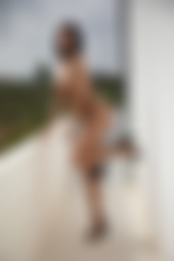 2022phdee/2021-11/[photodromm] 2021-11-08 Claire - One World (x46, 3000 px)/One World (25).jpg