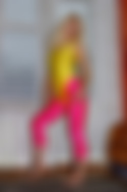 Shiny Leotards/Gallery 010 - Luda/010sl_018.jpg