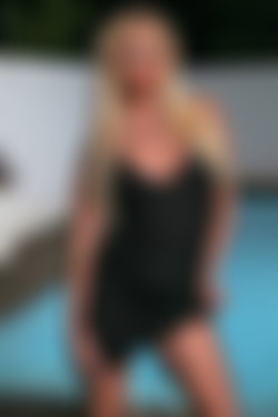 [photodromm.com] 2018-09/[photodromm.com] - 2018.09.16 - Stevie - Pool Party (x46) 2000x3000/04l.jpg
