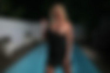 [photodromm.com] 2018-09/[photodromm.com] - 2018.09.16 - Stevie - Pool Party (x46) 2000x3000/06l.jpg