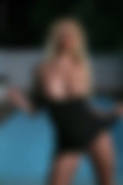 [photodromm.com] 2018-09/[photodromm.com] - 2018.09.16 - Stevie - Pool Party (x46) 2000x3000/08l.jpg
